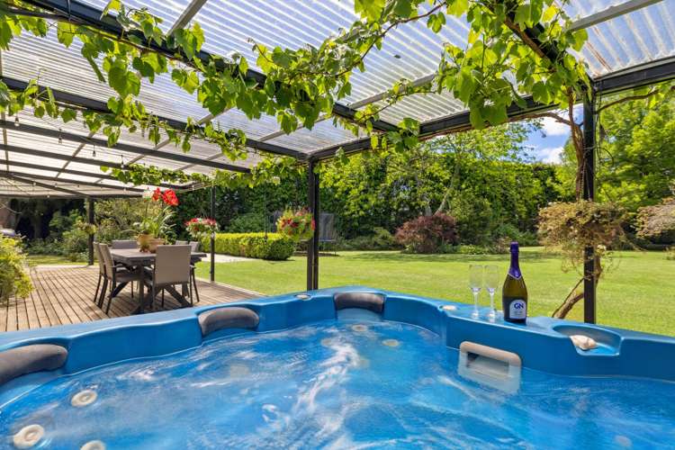 18 Lathrope Road Riverhead_5