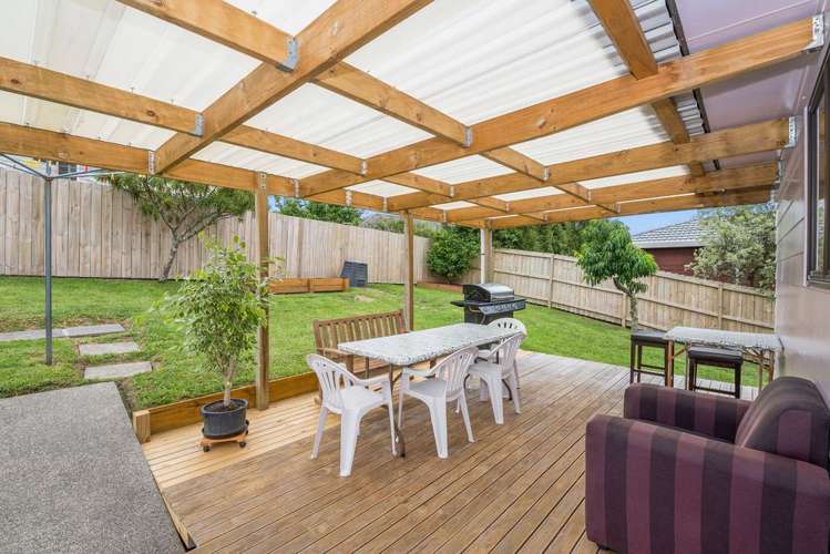 139 Solar Road Glen Eden_12