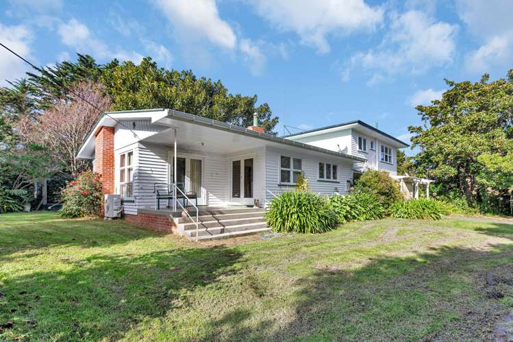 2044 Whananaki North Road Whananaki_3