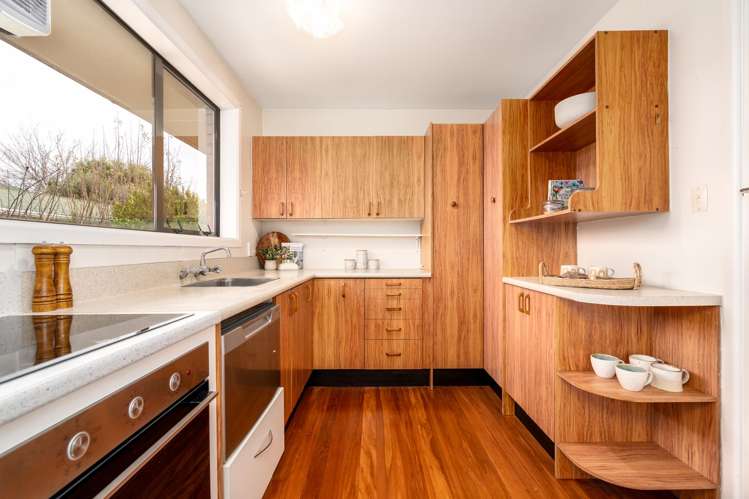 7 Woodbury Street Avonhead_1