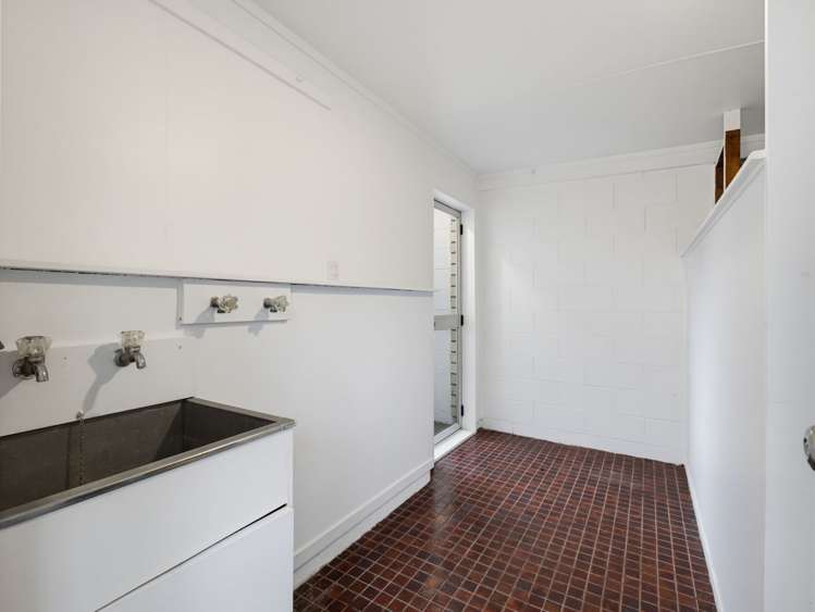 3 Rika Place Kawaha Point_13