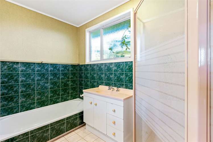 14 Vipond Road Stanmore Bay_11