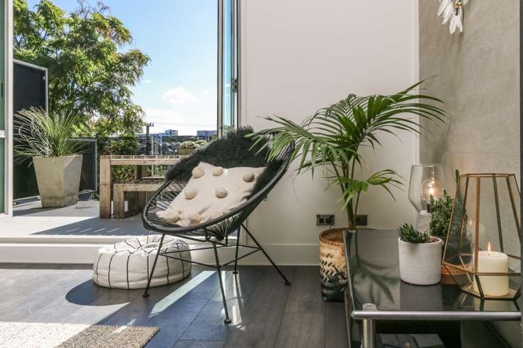 1a/52 Aitken Terrace Kingsland_7