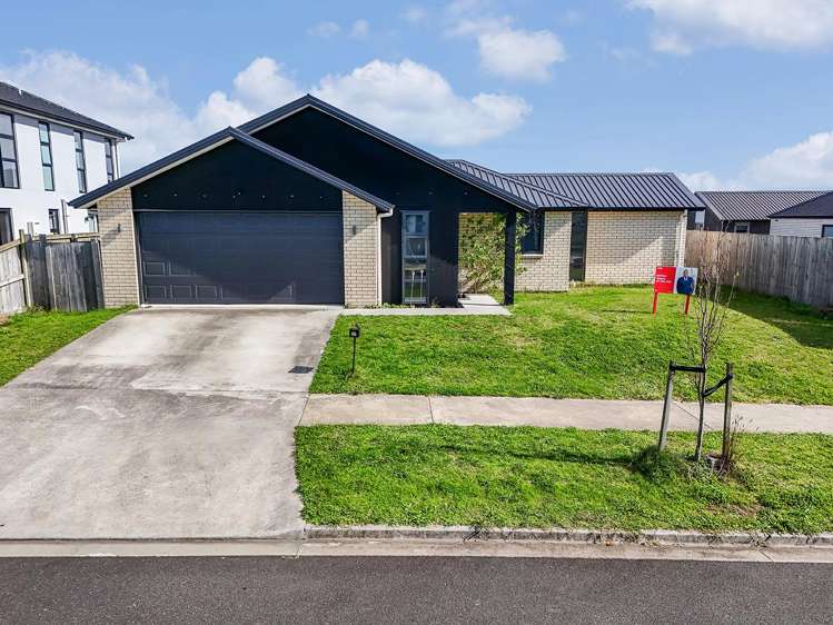 22 Inuwai Street Glenview_20