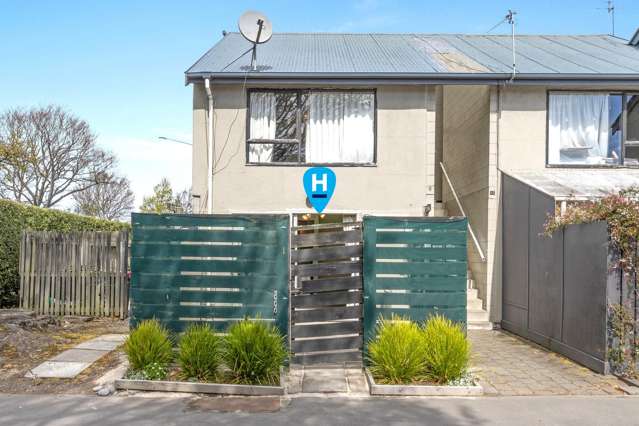VENDOR WANTS SOLD - DECLARED RESERVE $270,000!!