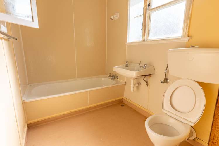 22 Masters Street Greymouth_9