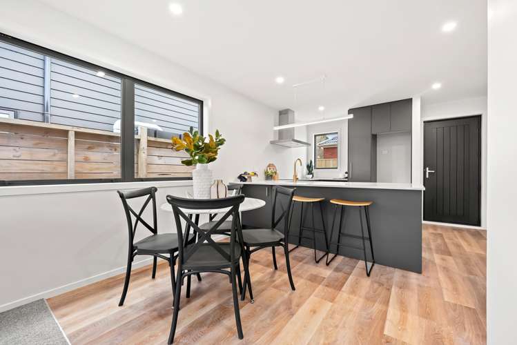 22a Palmer Crescent Silverstream_16