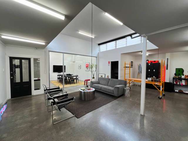 MODERN PONSONBY ROAD OFFICE