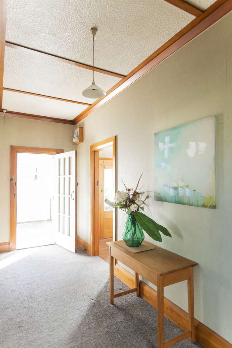 14 De Lautour Road Kaiti_5