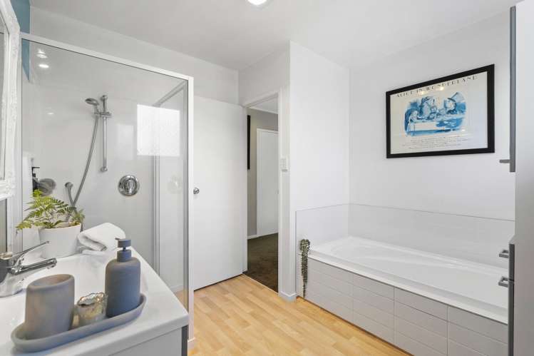 38 Park Hill Road Birkenhead_18