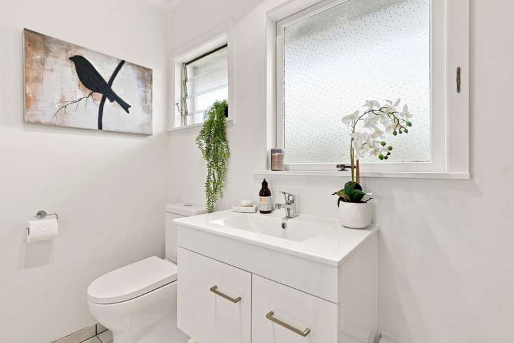 1/497 Beach Road Murrays Bay_16