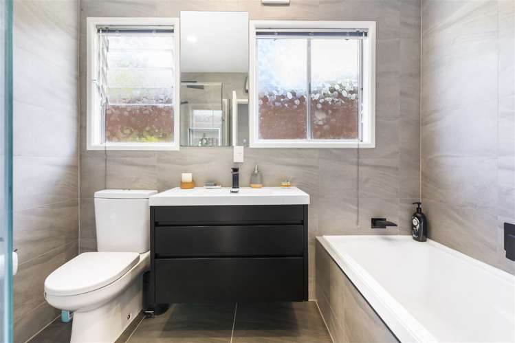 16a Cosy Place Howick_18