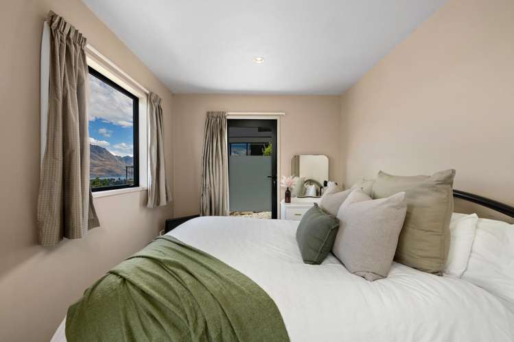 109 Goldfield Heights Queenstown_11
