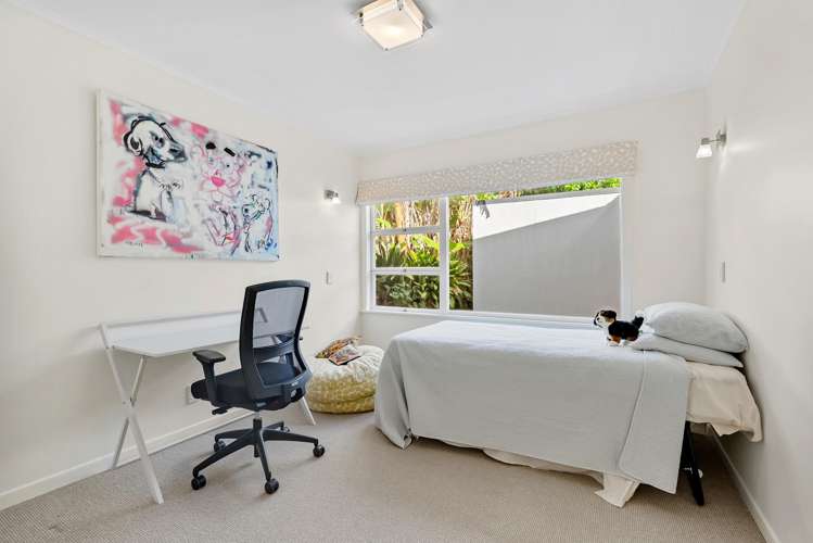 5A Paratai Crescent Woodhill_16