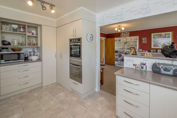 191 Koputaroa Road Koputaroa_2