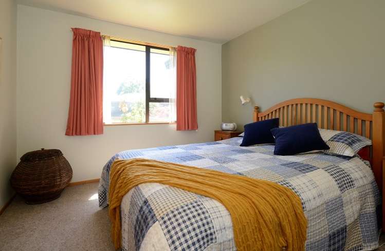 5 Falcon Drive Allenton_7