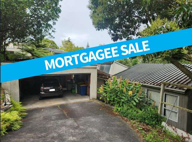 Mortgagee Sale - Titirangi with Potential