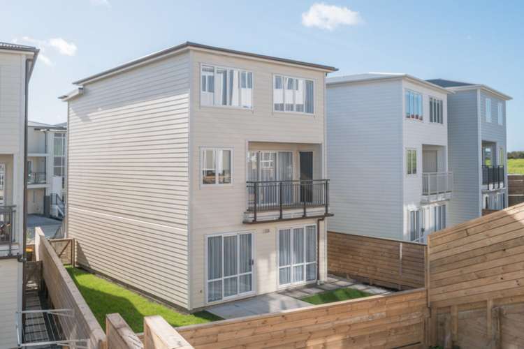 22 Fernly Rise Flat Bush_9