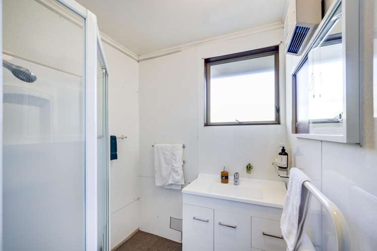 2/80 Clarence Cox Crescent Pirimai_9