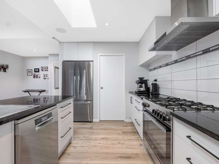 2 Celmisia Retreat Papamoa Beach_21