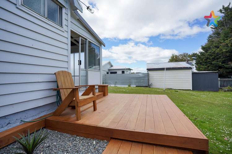 35 Sinclair Avenue Nightcaps_15