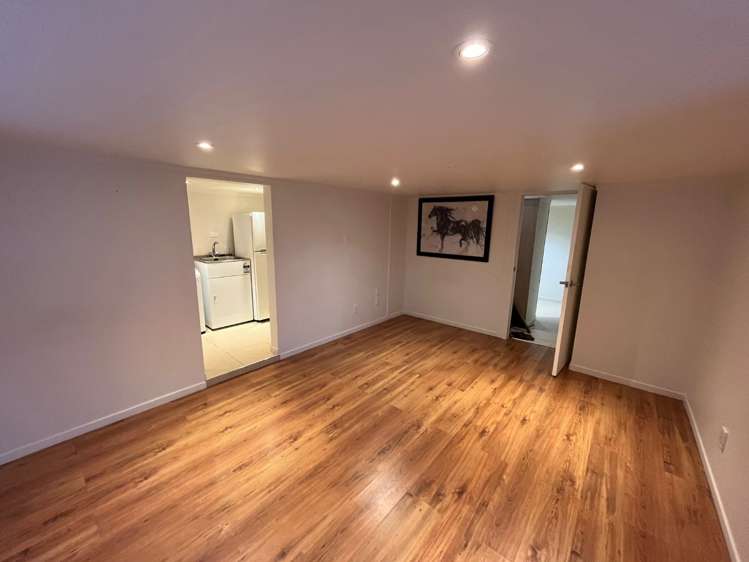 17 Radiata Lane Chatswood_13