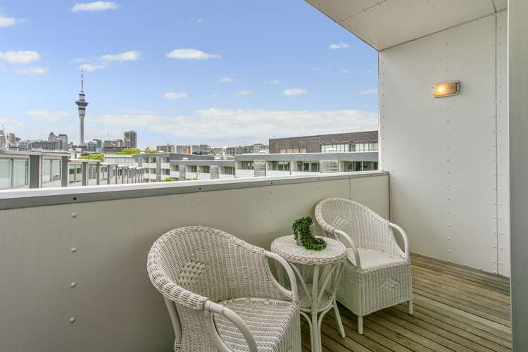 20e Fisher-Point Drive Auckland Central_6