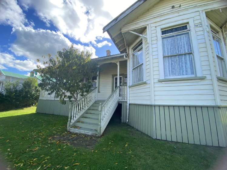 32 Kitchener Road Waiuku_1