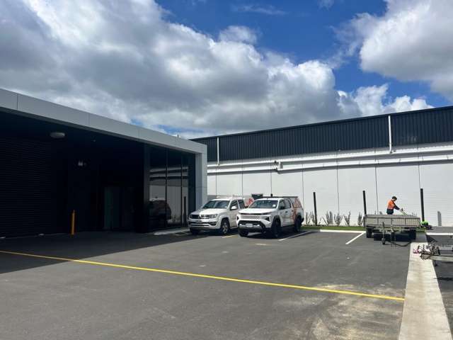 Unit C, 18 Earthmover Crescent Te Rapa_1