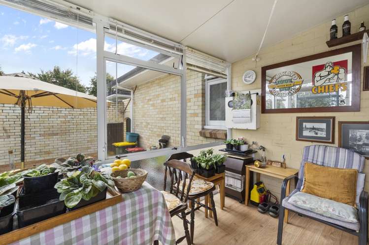 157 Grey Street Hamilton East_14