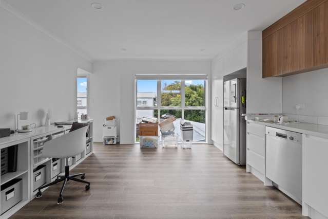 8/4 Palmerston Street 10463_1