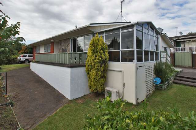 8 Houchens Road Glenview_2