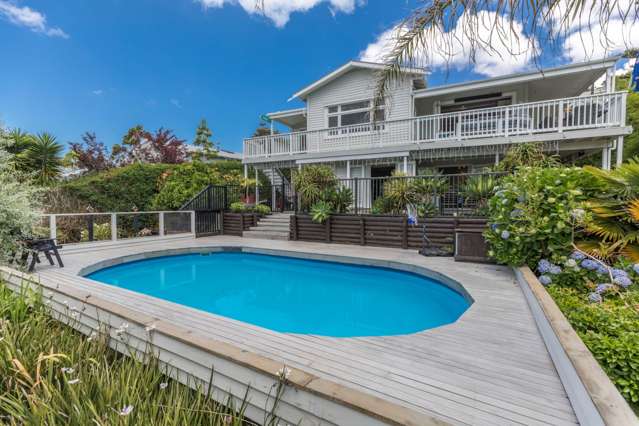 8 Ruarangi Road Mount Albert_1