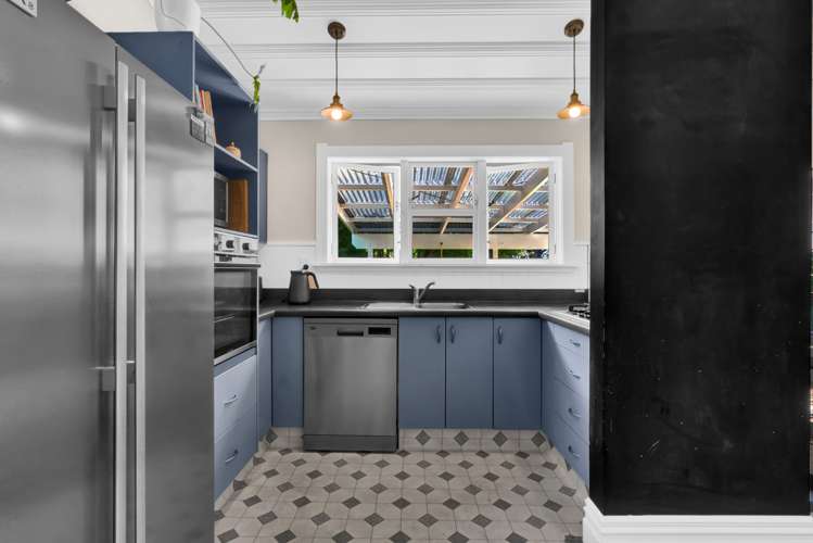 192 Tukapa Street Westown_6