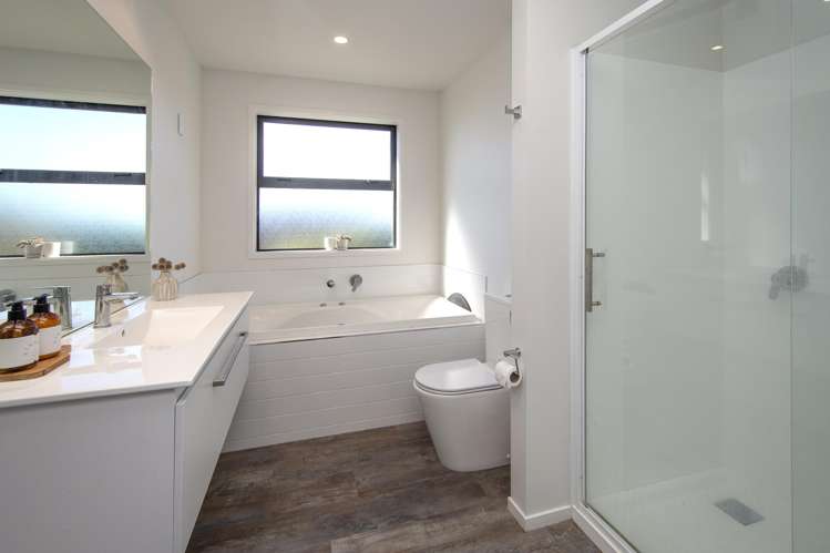 179 Richmond Hill Road Richmond Hill_11