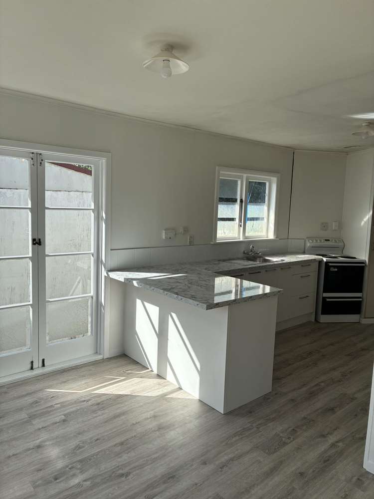 58A Sutton Crescent Papakura_2