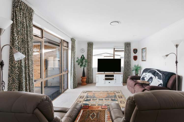 69 Athfield Drive Bethlehem_12