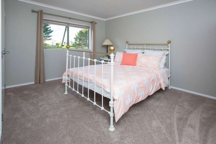 11 Midshipman Court Gulf Harbour_7