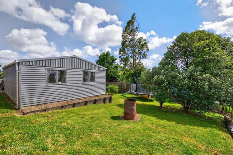 20 View Street Maungaturoto_26