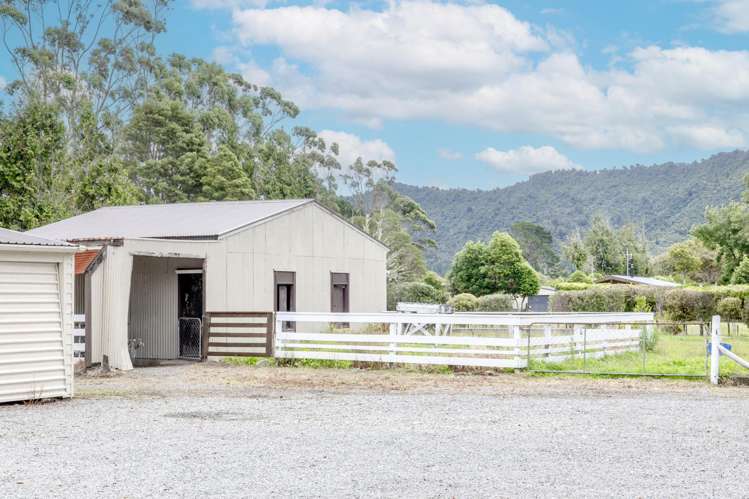 158 Golf Links Road Kaiata_26