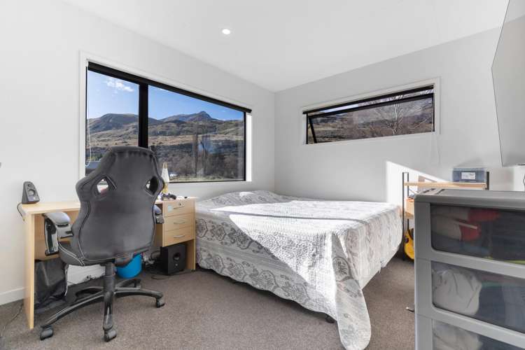 11 Woodley Place Glenorchy_17