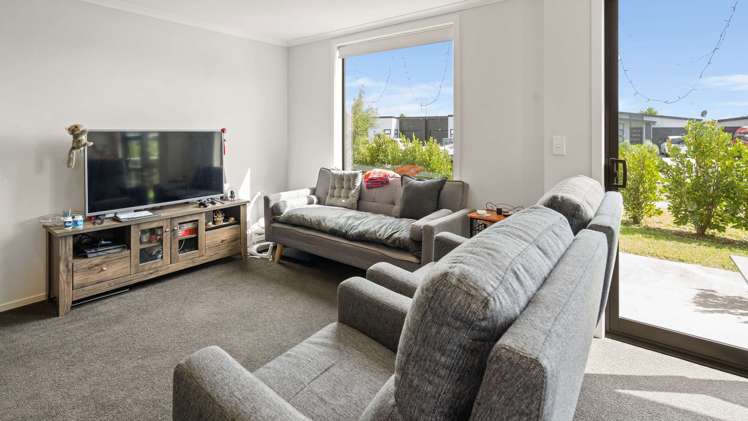 10 Foley Grove Pyes Pa_5