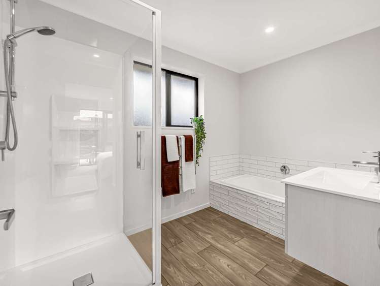 8 Tara Crescent Woodend_13