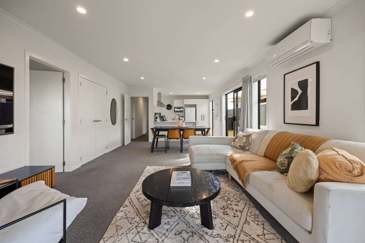 522 Webb Drive Chartwell_4