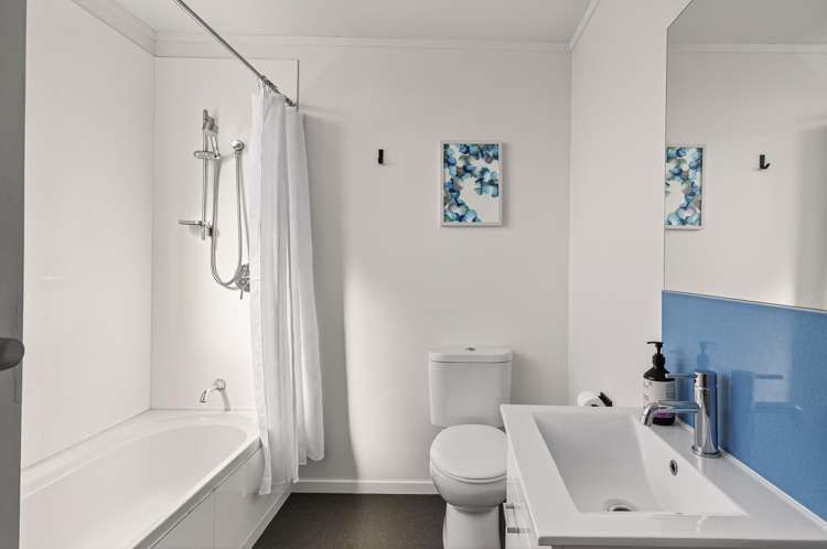 1002 Aberdeen Road Te Hapara_19