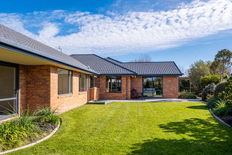 65 Becmead Drive Harewood_21