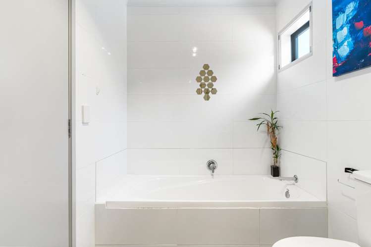 24 Tutuwhatu Crescent Weymouth_12