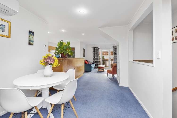 4/14A Glenmore Street Thorndon_9