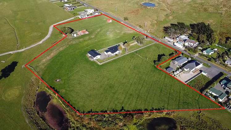47 49, 53, 59, 65, 67, 69, 71 Seaview Road and Sophy Street Herbertville_19