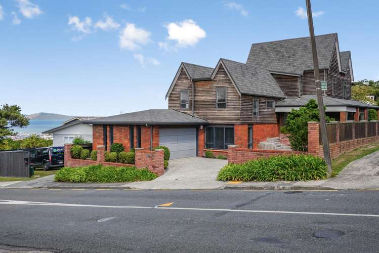 59 Miromiro Road Normandale_2